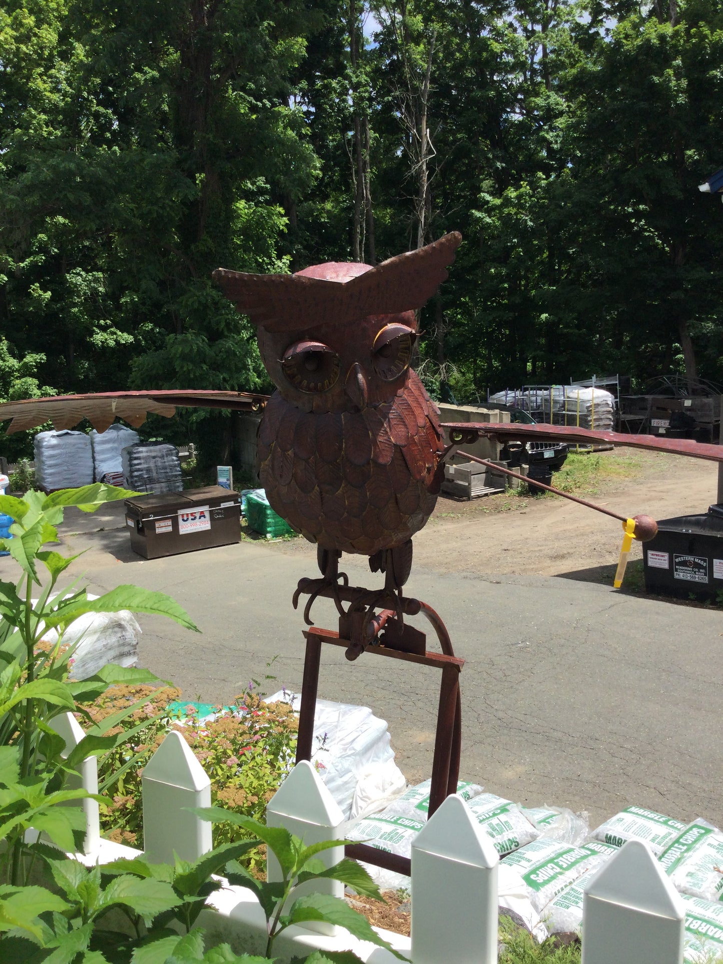 70' Giant Kinetic owl stake