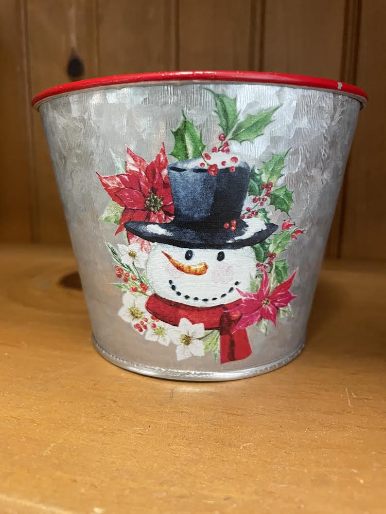 metal pot w/ snowman 5'