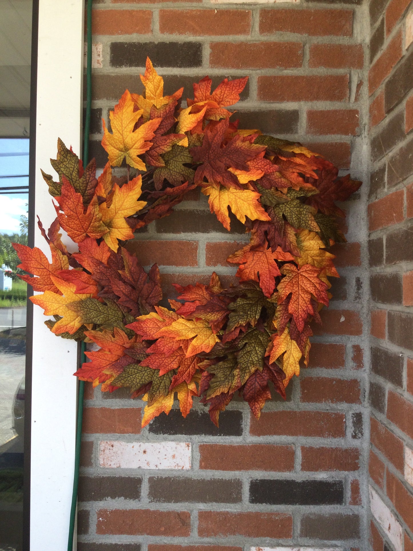 24' mixed maple leaf wreath
