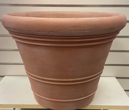 18" Ancona pot terracotta