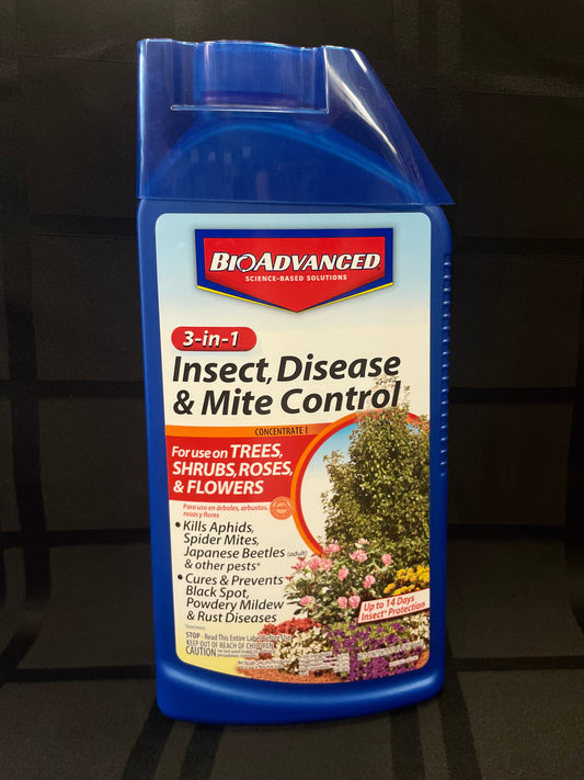 BioAdvanced 3-in1 Insect, Disease, and Mite 32oz con