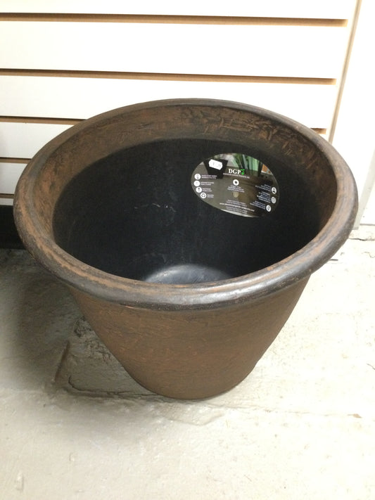 16" Kiri pot rust