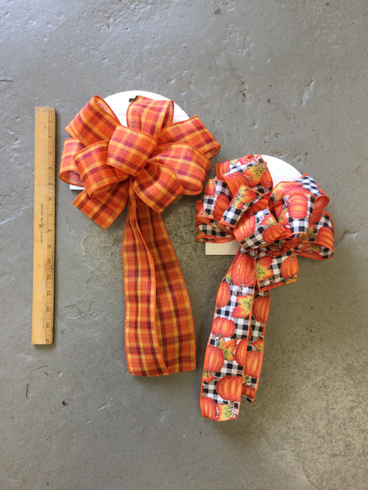 fall store made bow