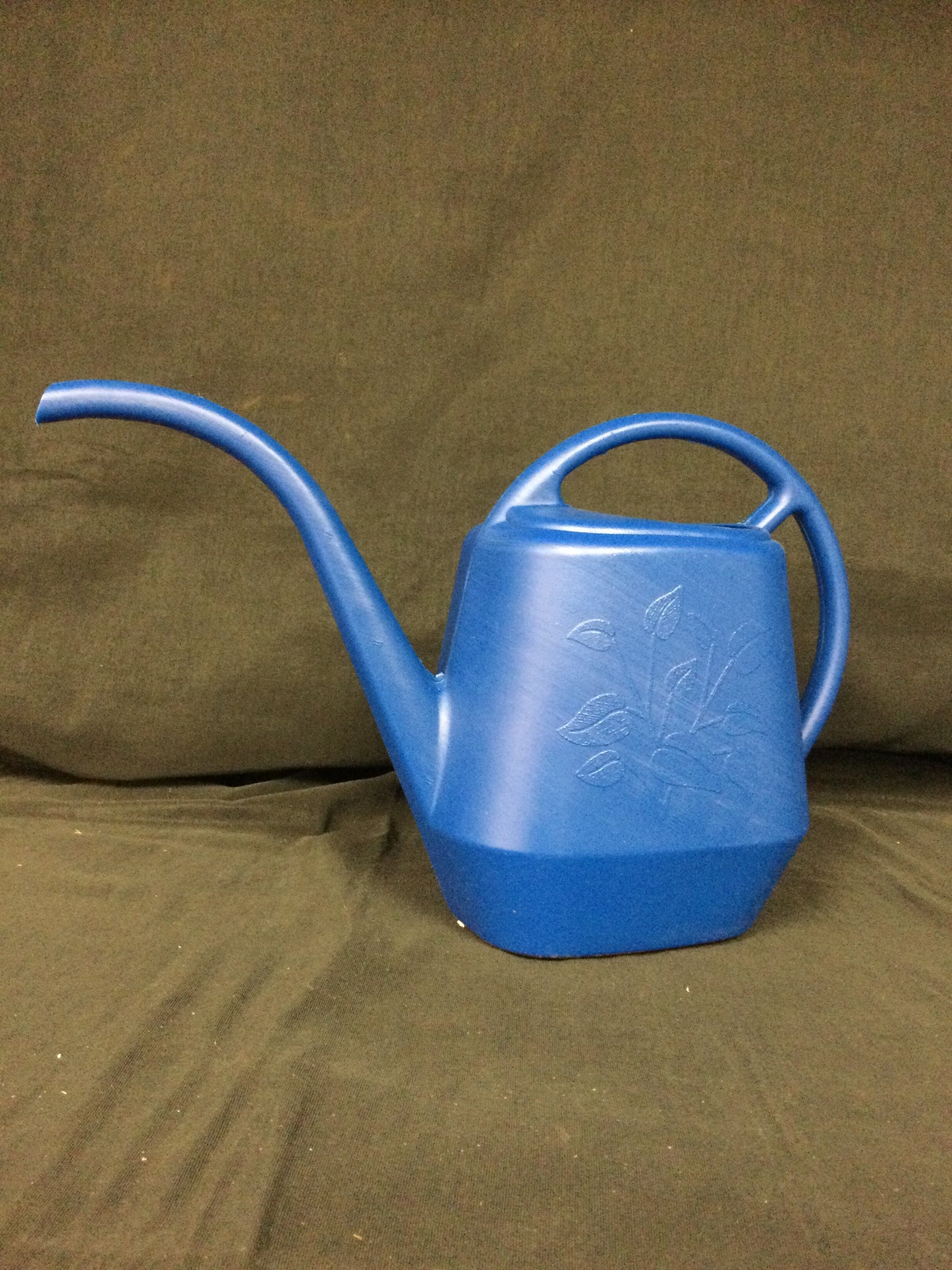 56oz watering can blue