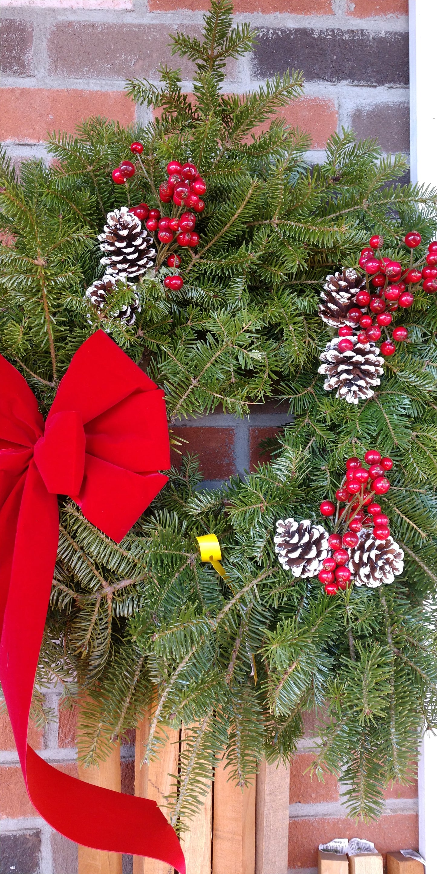 12" decorated wreath