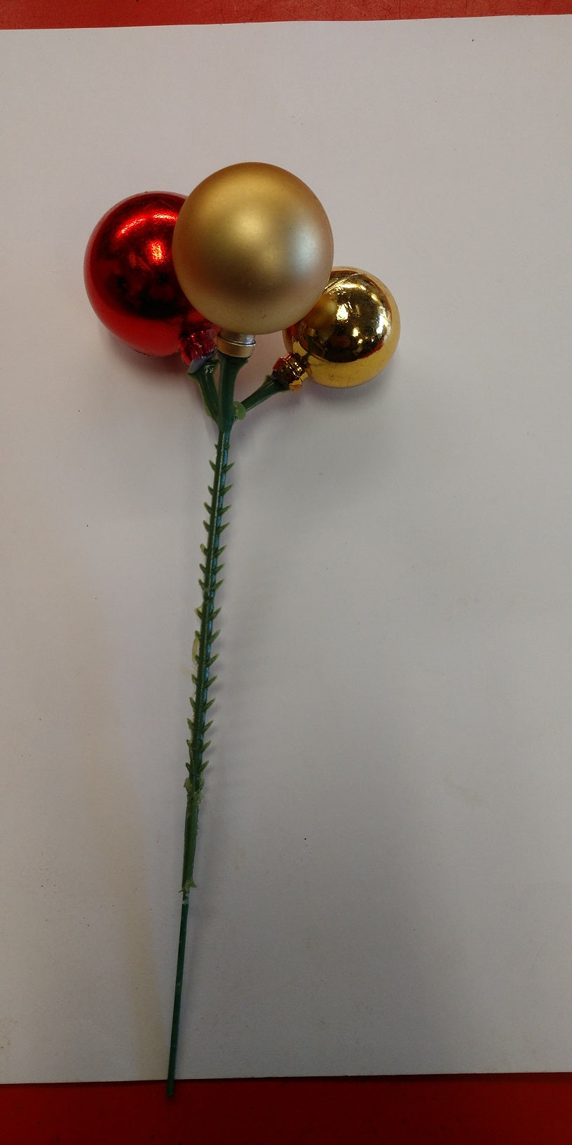 lg red/gold ball pick